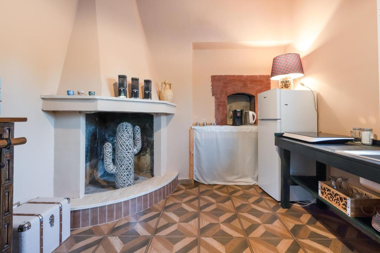 La Fenice Bed And Relax With Swimming Pool Ostuni Εξωτερικό φωτογραφία